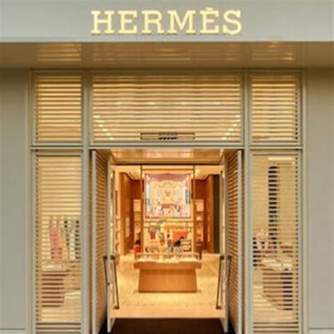 hermes stores in naples fl.